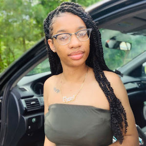 Meet your Posher, Chynna